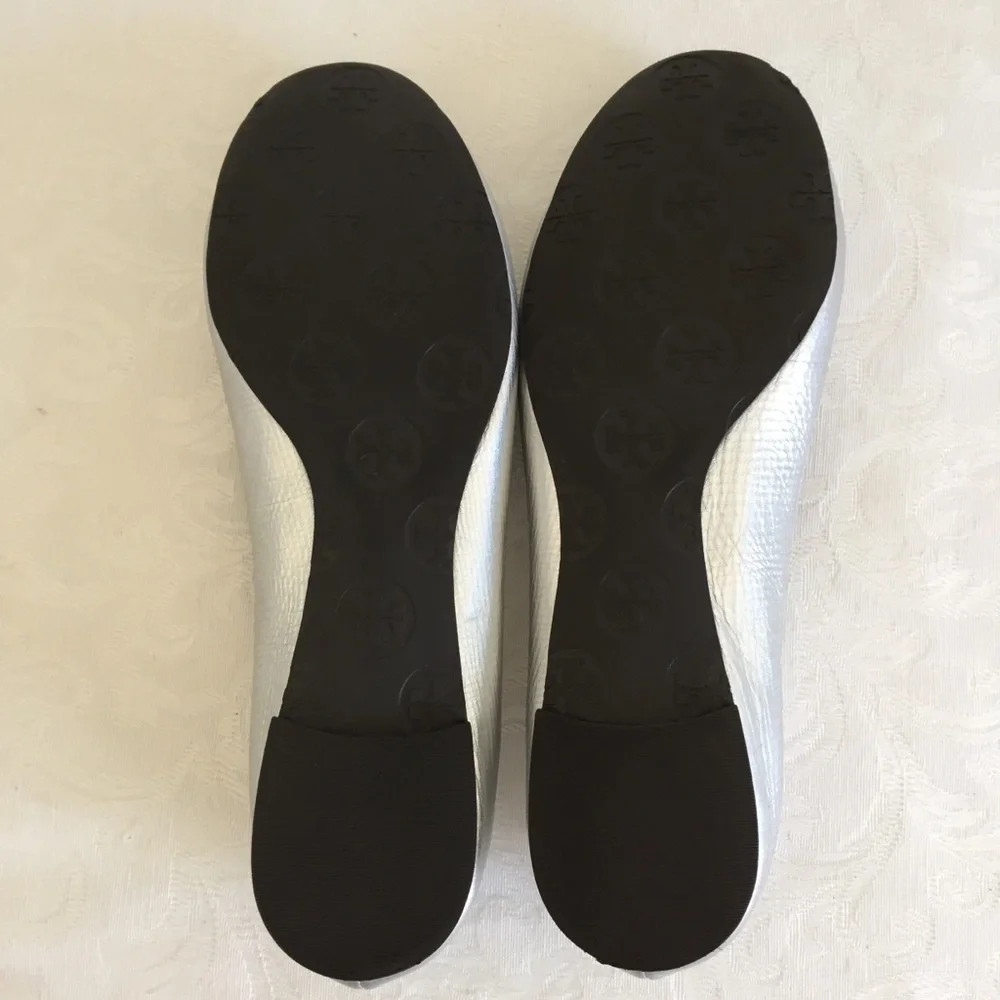 Tory Burch Reva Logo Silver Leather Ballet Flat